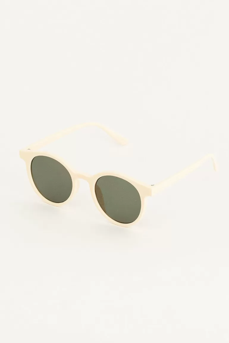 Women Olive Clothing Annabeth Sunglasses, Milk