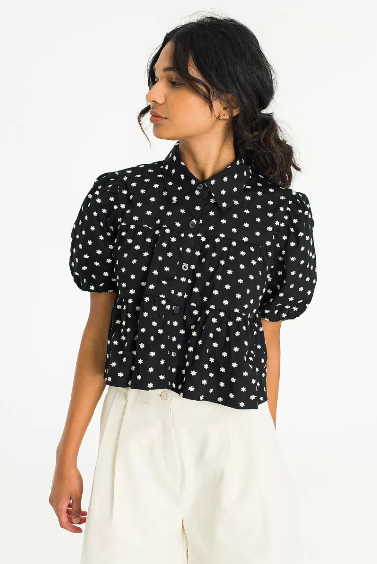 Women Olive Clothing Daisy Embroidered Crop Shirt, Black